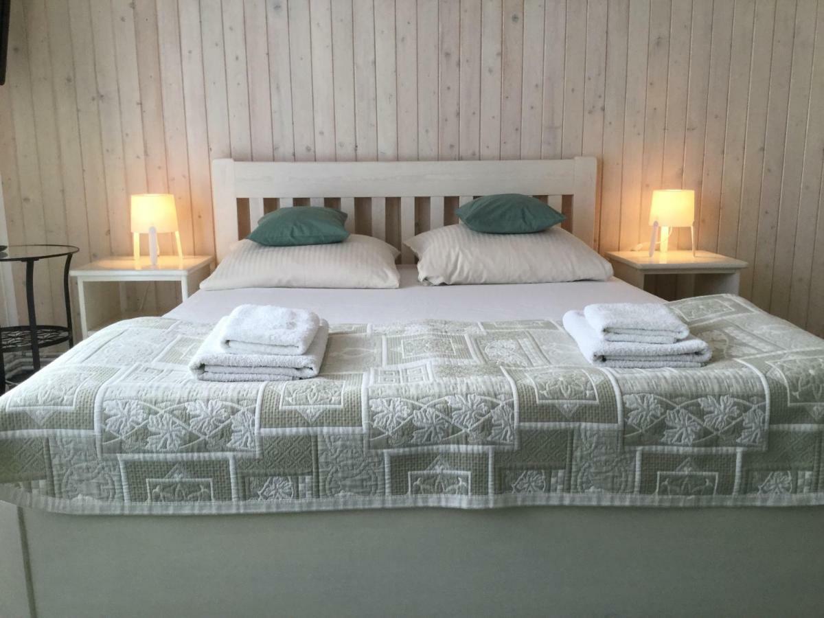 Libra Appartement Mikołajki Buitenkant foto